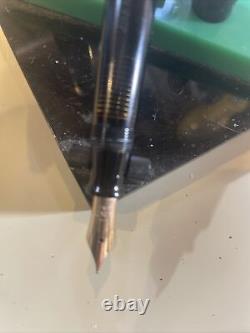 1948 PARKER VACUMATIC BLACK MAJOR-Gold Trim-Fountain Pen RESTORED-14K arrow nIb