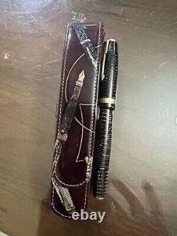 Antique PARKER VACUMATIC Fountain Pen Black/Gold Celluloid Original Packaging