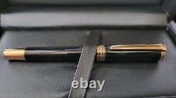 Aurora Tu Fountain Pen Black With Rose Gold Cap Nib size M