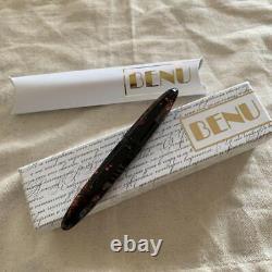 BENU fountain pen black red withbox a