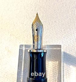 Black Pelikan 400/405 Souveran Fountain Pen Piston Filler FINE 14C-585 nib BEAUT