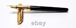 Caran D'ache Madison Bicolor Black & Gold Fountain Pen Med 18c Nib 4690.482m 1