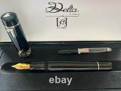 Delta 365 Fountain Pen, Black, with 18kt Gold Nib MINT And In Original Boxes