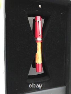 Delta DolceVita Limited Edition Fountain Pen, 14K M Nib-Mint