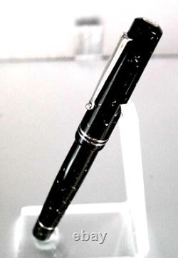Delta Europa Black Marble Fountain Pen 18 K Fine Gold Nib. Excellent Condition