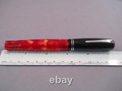 Delta Vintage Black and Red Fountain pen-model 366-18k medium/broad
