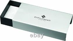 Diplomat Aero Fountain Pen Black Medium Point D40301025 New in Box