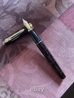 Diplomat Classic Brown Lacquer Fountain Pen M Nib