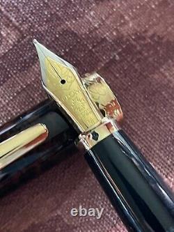 Diplomat Classic Brown Lacquer Fountain Pen M Nib