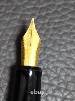 Diplomat Fountain Pen Black/Gold