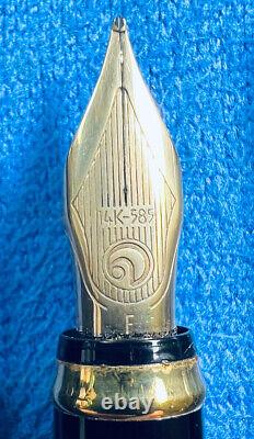 Elysee En Vogue Laque COBRA Fountain Pen Gold Trim with Original Box Germany