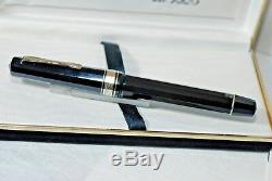 Fountain Pen Omas 557-s Black 8371f/p Nib Size F Vintage