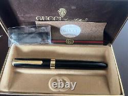 GUCCI Fountain Pen Black Resin Cartridge Nib M Warranty NEVER USED