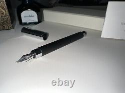 Graf von Faber-Castell Tamitio Black Fountain Pen With Ink