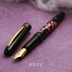 Kuretake Black Urushi Makie SAKURAHARUKAZE Gold Iridium M Nib Fountain Pen