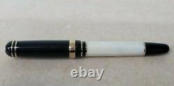 Laban 3952B Fountain Pen in Black & Ivory Nice