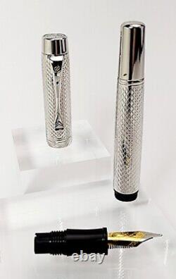 Laban Platinum Plated Barleycorn Pattern Signet Fountain Pen & Leather Pouch