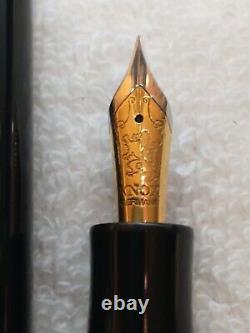 Limited Edition Delta Vintage Fountain Pen Black With Brushed Gold Clip Fine Nib