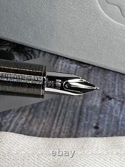 M Fountain Pen designed by Marc Newson Model MB113618 113618 Medium NIB NICE