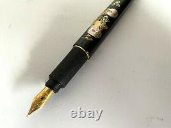 Maki-e Urushi Lacquer Makie Fountain Pen Yamanaka lacquerware Autumnflower Japan