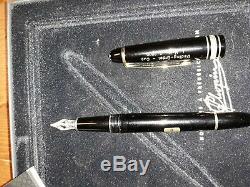 Mont Blanc black and gold fountain pen