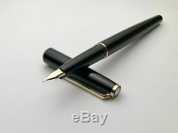 Montblanc 310 Vintage Black & Gold Fountain Pen With 14k Solid Gold Nib Mint