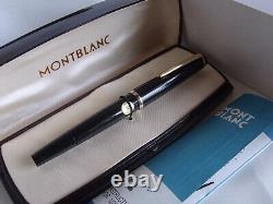 Montblanc 32 Fountain Pen Black 14K EF Nib Logo