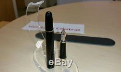 Montblanc Classique Meisterstuck Fountain Pen 144 Nice! Look