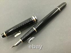 Montblanc Classique Meisterstuck Fountain Pen Black Gold 144 14k Med. Nib 1980s