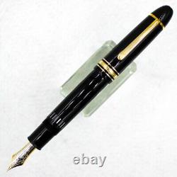 Montblanc Meisterstuck 149 14C 4810 585 Black Fountain Pen From JP used