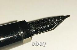 Montegrappa Nero Uno Linea Duetto Fountain Pen