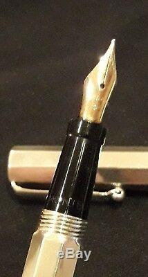 Montegrappa St Silver 925, Reminiscence Fountain Pen Black Enamel 14k Gold Nib