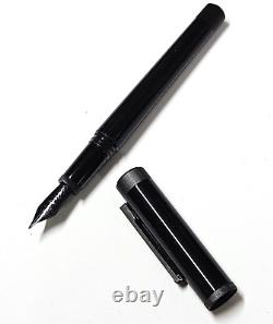 Montegrappa Zero FP M ISZE13IC Ultra Black IP Fountain Pen