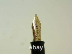 NR MINT PELIKAN M250 Old Style Version Jet Black fountain pen 14ct OB nib