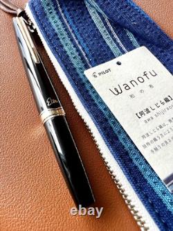 Near Mint PILOT Fountain Pen Elite Black Fine-Nib 14k-585 H676 Vintage Japan