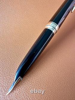 Near Mint PILOT Fountain Pen Elite Black Fine-Nib 14k-585 H676 Vintage Japan