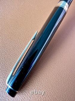 Near Mint PILOT Fountain Pen Elite Black Fine-Nib 14k-585 H676 Vintage Japan
