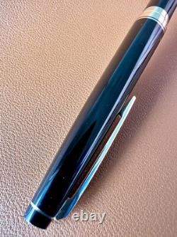 Near Mint PILOT Fountain Pen Elite Black Fine-Nib 14k-585 H676 Vintage Japan