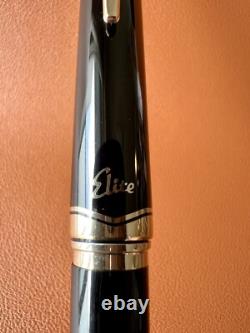 Near Mint PILOT Fountain Pen Elite Black Fine-Nib 14k-585 H676 Vintage Japan
