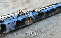 New Conway Stewart Black Lever-fill Dandy LE Ftn Pen Italic Medium 18k Nib