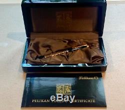 New Pelikan Toledo M700 Fountain Pen Black & Gold EF 18K Nib NEW