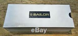 New Sailor SAPPORO Professional Gear Black Silver Trim FINE 14k nib Fountain Pen