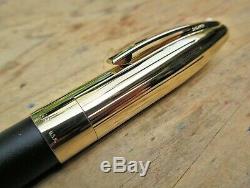 New Sheaffer Legacy 2 Matte Black w Gold Striped Cap Fountain Pen FINE 18K Nib