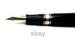 Omas Extra' Black Paragon Large Fountain Pen 18k Gold Nib. Excellent Condition