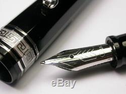 Omas Paragon Arte Italiana Black Silver 18c 750 Gold M Nib Faceted Fountain Pen