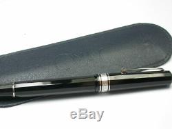 Omas Paragon Arte Italiana Black Silver 18c 750 Gold M Nib Faceted Fountain Pen