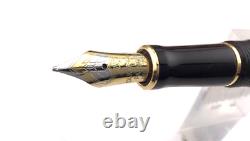 PARKER DUOFOLD DEMI Fountain Pen BLACK Gold Trim 18K Med nib NEW NO BOX