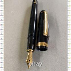 PLATINUM #3776 Century Black in Black Fountain Pen NibF / PNB-10000