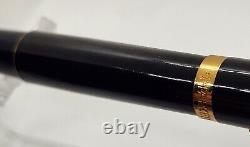 Parker 75 Fountain Pen Black withGold Trim, 18K Gold Fine Nib FRANCE Q 1980/90