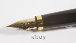 Parker 75 Premier Fountain Pen Black Lacquer with Gold Speckles, 14k Fine Nib